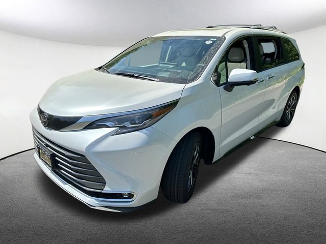 New 2026 Toyota Sienna Platinum AWD/4WD image 5