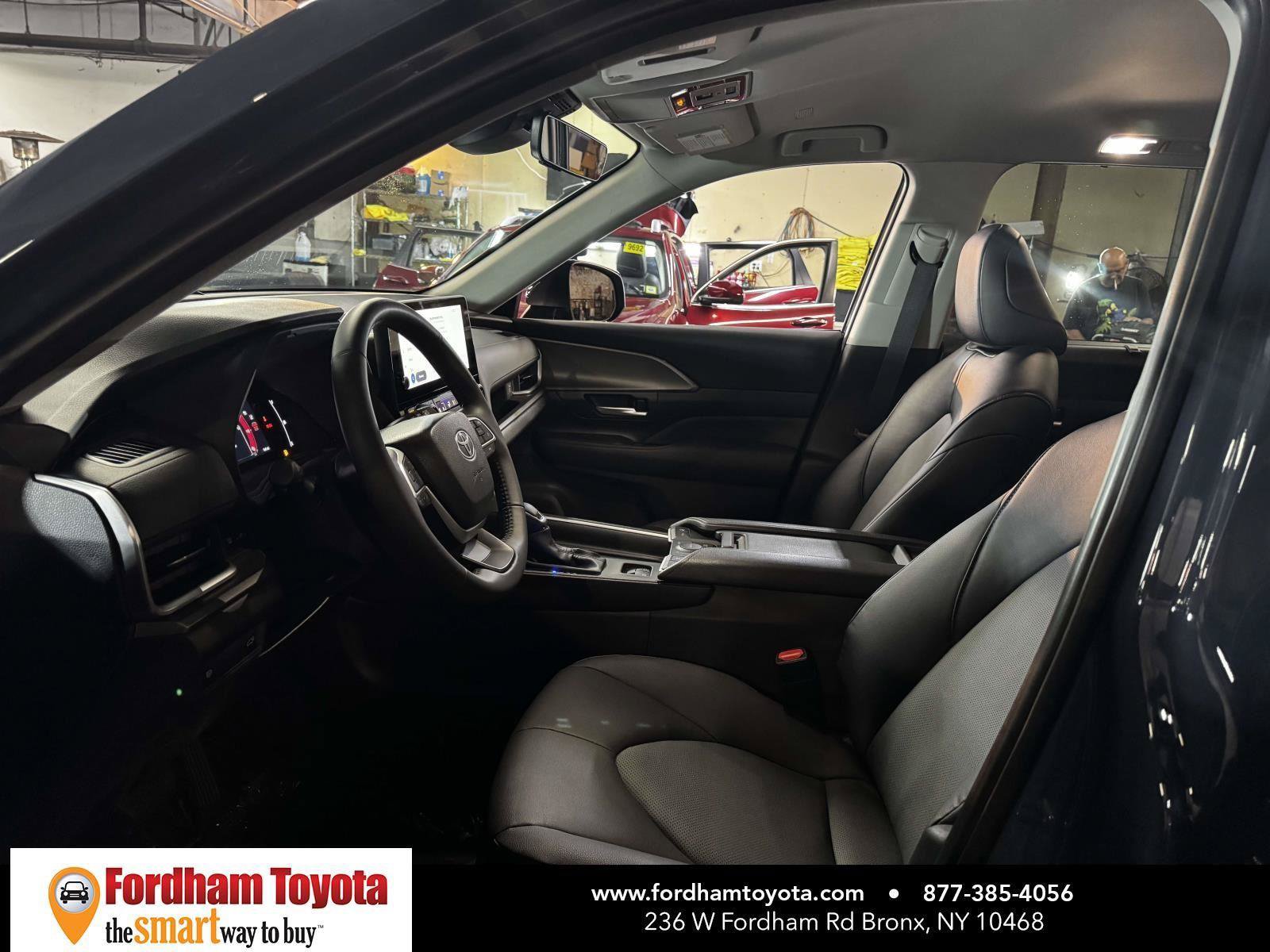 Certified 2026 Toyota Grand Highlander AWD image 17