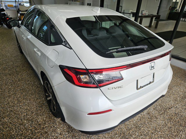 Used 2023 Honda Civic LX image 4