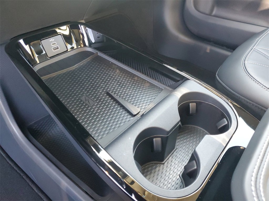 New 2025 Ford Mustang Mach-E Select image 23