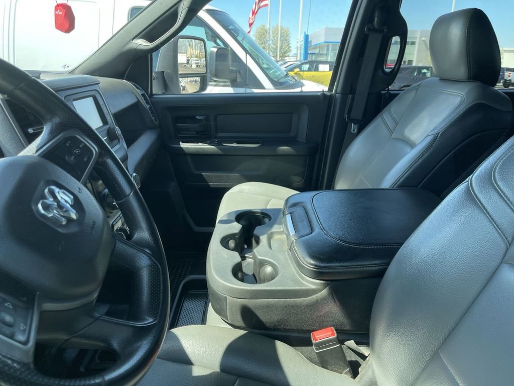 Used 2024 RAM 3500 Tradesman image 4