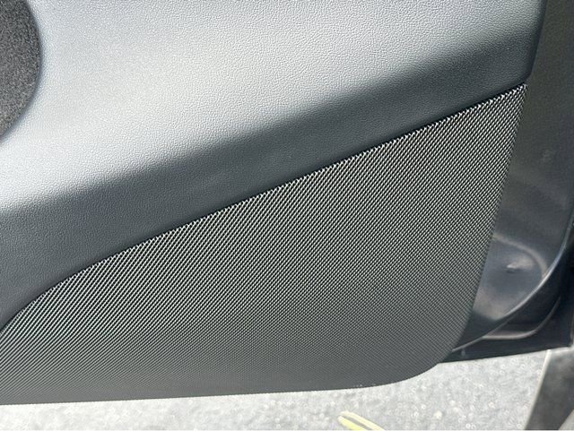 Used 2023 Tesla Model Y Long Range image 37