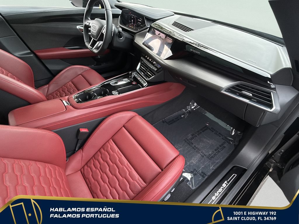 Used 2022 Audi e-tron GT Prestige AWD/4WD image 24