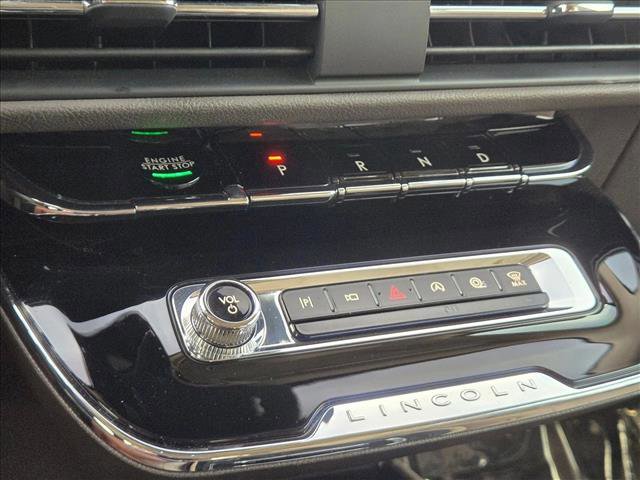 Used 2023 Lincoln Corsair AWD image 15