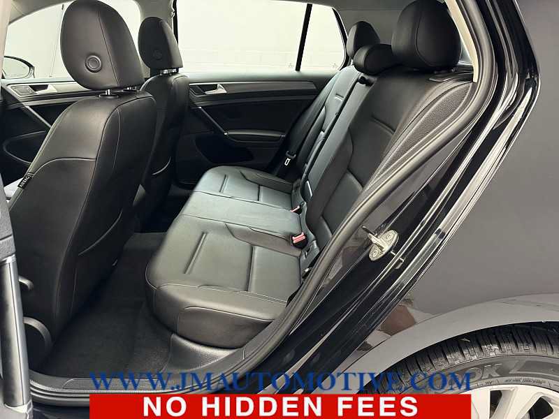 Used 2018 Volkswagen Golf SE FWD image 15