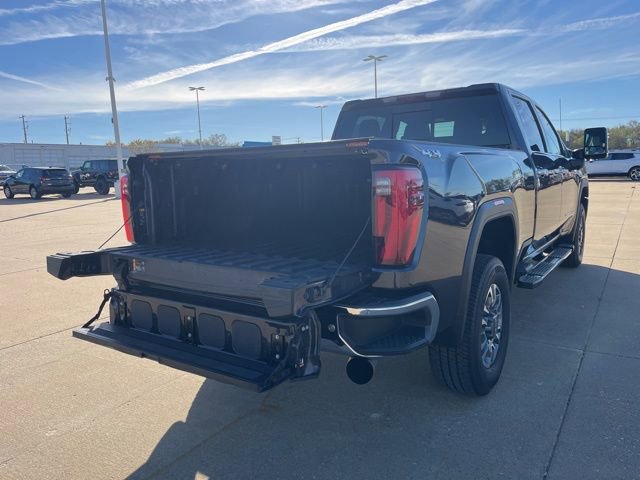 Used 2024 GMC Sierra 2500 SLT w/ SLT Premium Package image 6