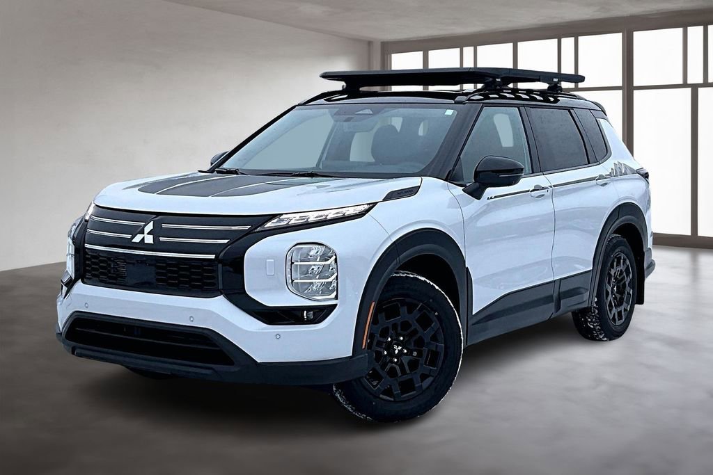 New 2026 Mitsubishi Outlander Trail Edition image 2