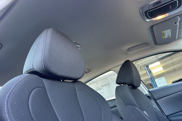 New 2026 Hyundai Elantra Blue image 16