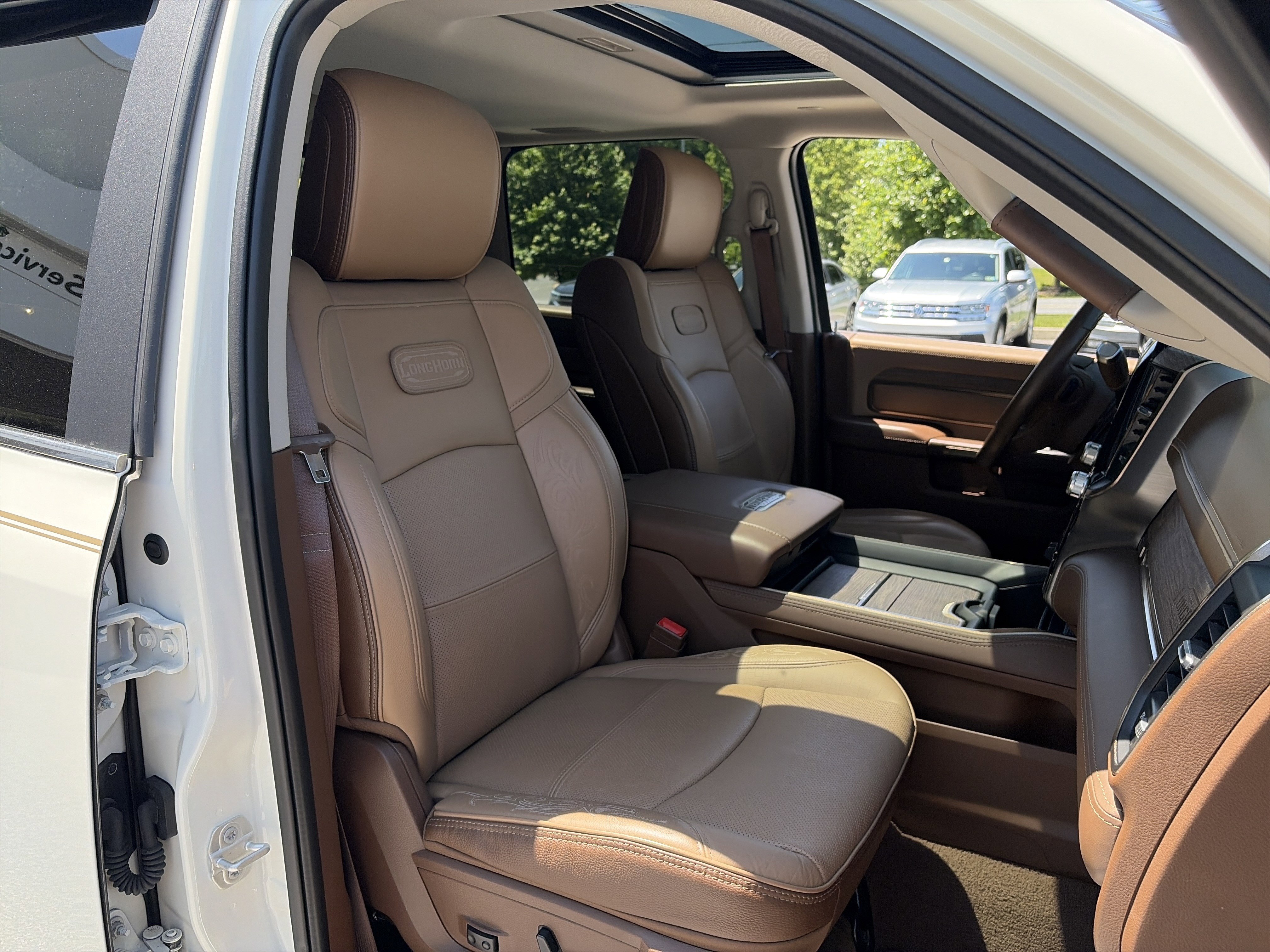 Used 2023 RAM 3500 Limited AWD/4WD image 47