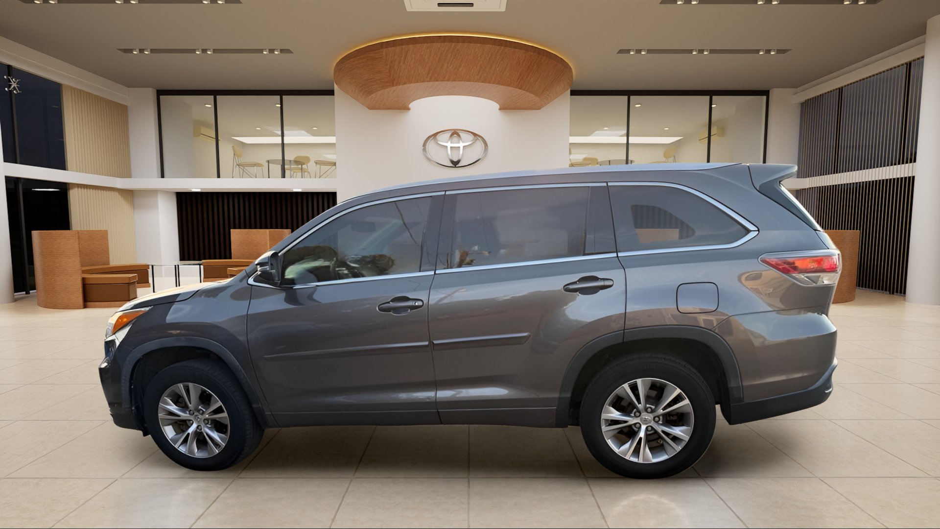Used 2015 Toyota Highlander XLE FWD image 11
