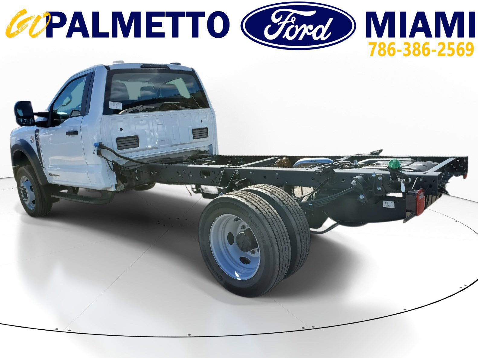 New 2024 Ford F550 4x4 Regular Cab Super Duty image 4
