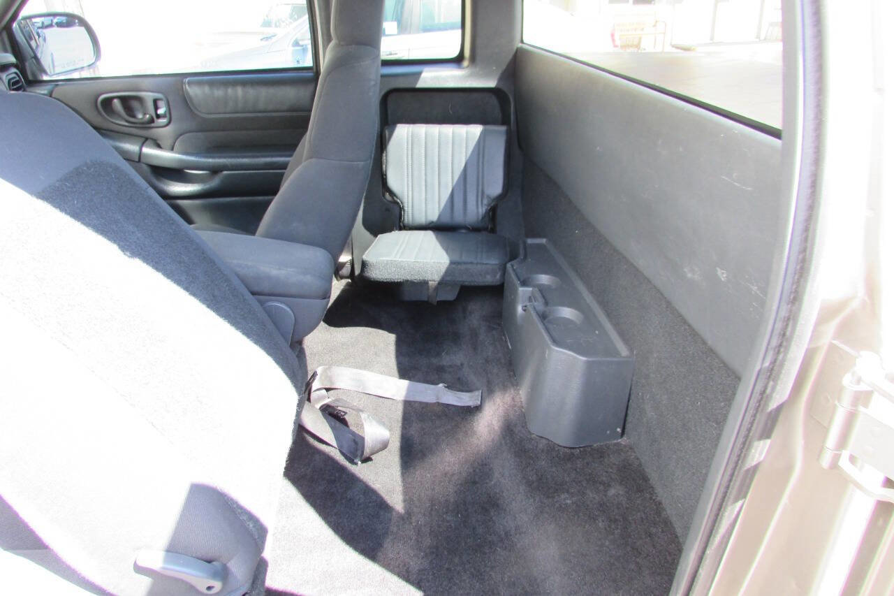 Used 2003 GMC Sonoma SLS image 14