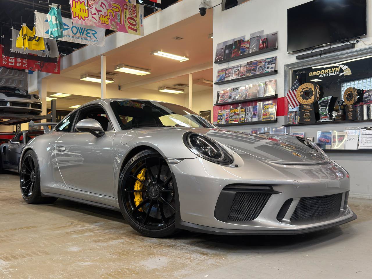 Used 2019 Porsche 911 GT3 RWD image 1