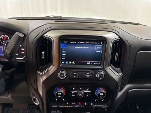 Used 2021 Chevrolet Silverado 1500 LT w/ Z71 Off-Road Package AWD/4WD image 15