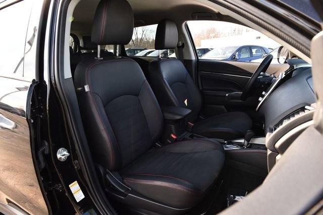 Used 2025 Mitsubishi Outlander Sport ES image 19