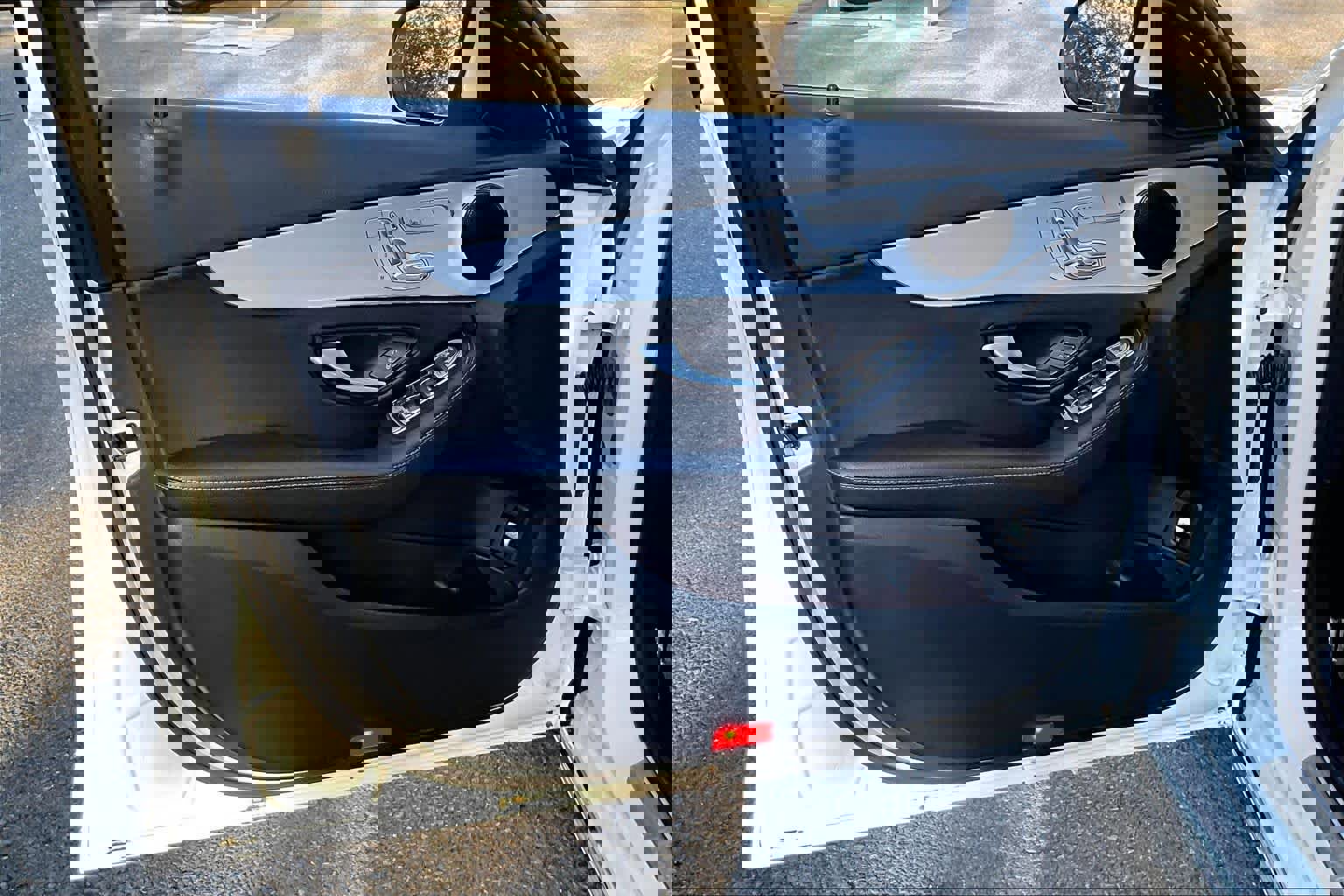 Used 2021 Mercedes-Benz C 300 Sedan image 21