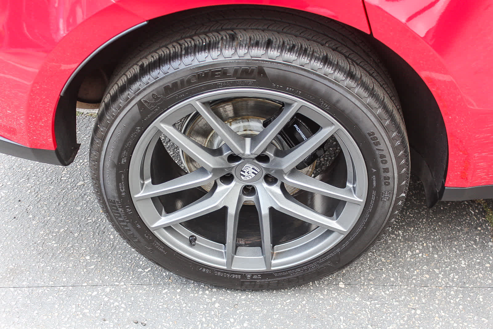 Used 2024 Porsche Macan Turbo AWD/4WD image 8