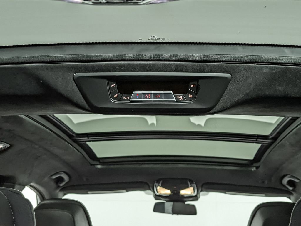 Certified 2025 BMW X7 M60i w/ Executive Package image 56