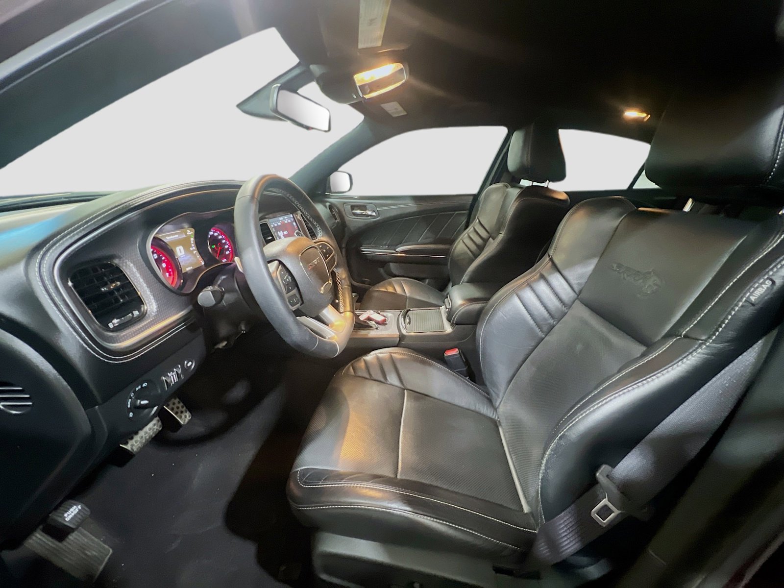 Used 2022 Dodge Charger SRT Hellcat w/ Harman/Kardon Audio Group image 16