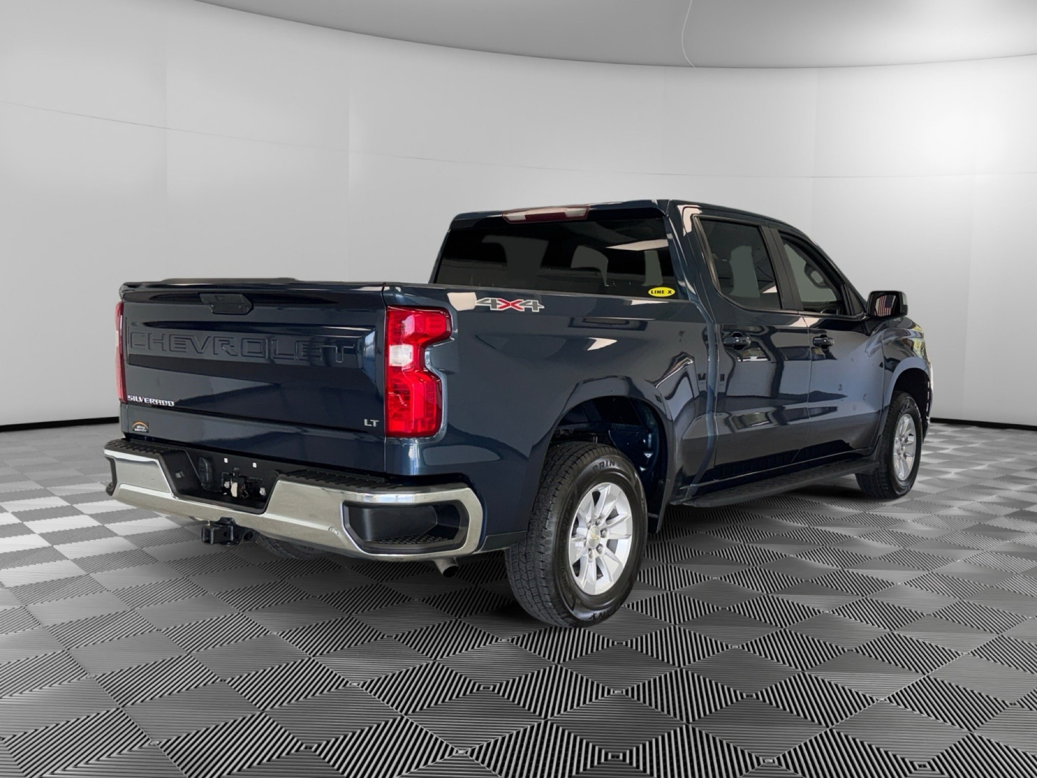 Used 2019 Chevrolet Silverado 1500 LT w/ All-Star Edition AWD/4WD image 8