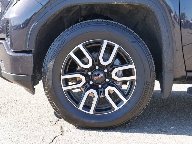 Used 2024 GMC Sierra 1500 Elevation image 10