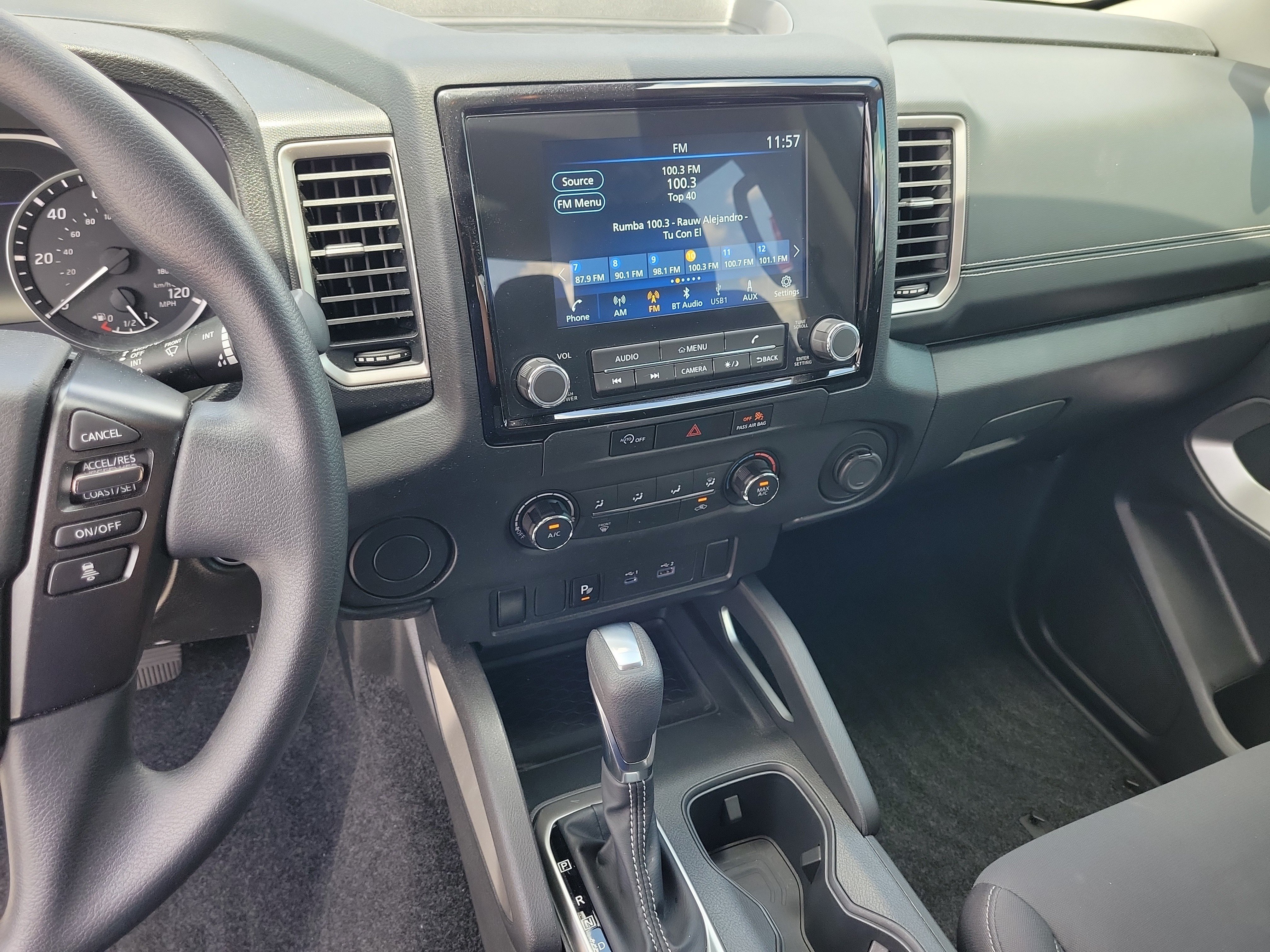 Certified 2024 Nissan Frontier SV w/ Technology Package RWD image 20