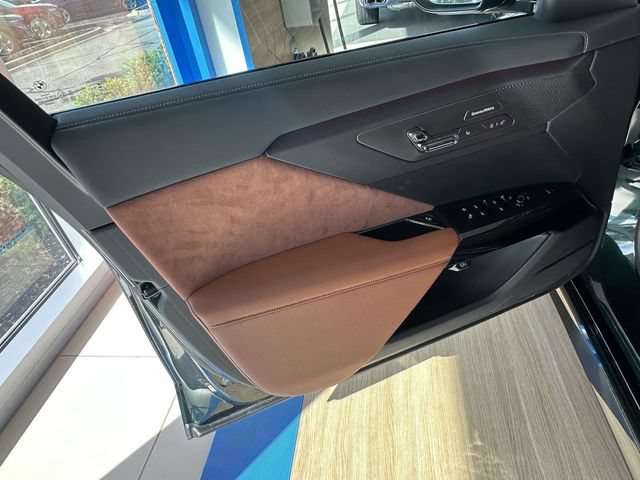 New 2027 BMW 740i xDrive w/ Executive Package AWD/4WD image 13