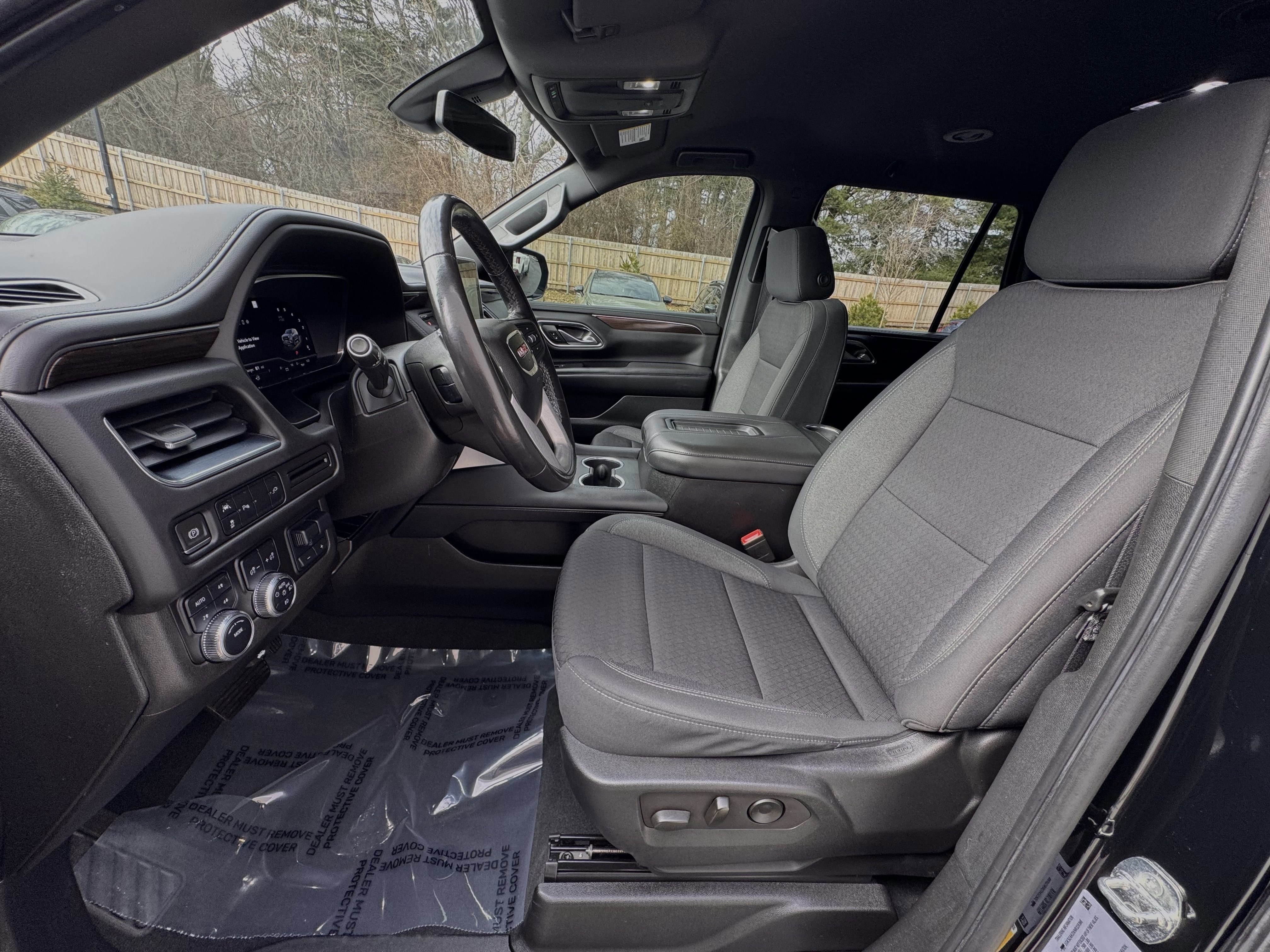 Used 2022 GMC Yukon SLE w/ Max Trailering Package image 15