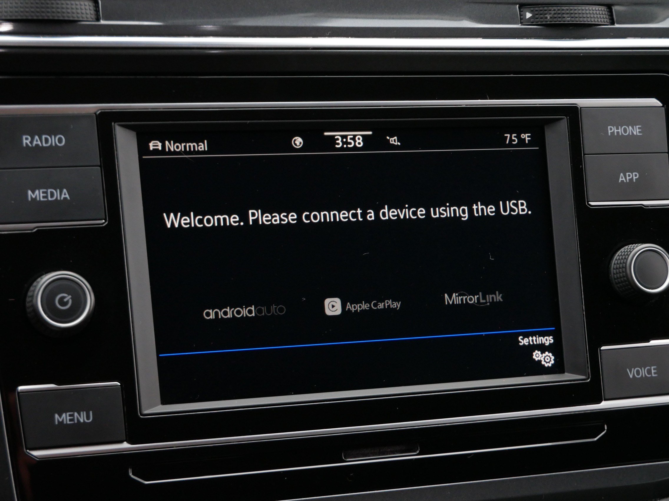 Certified 2023 Volkswagen Tiguan S w/ Driver Assistance Package AWD/4WD image 29