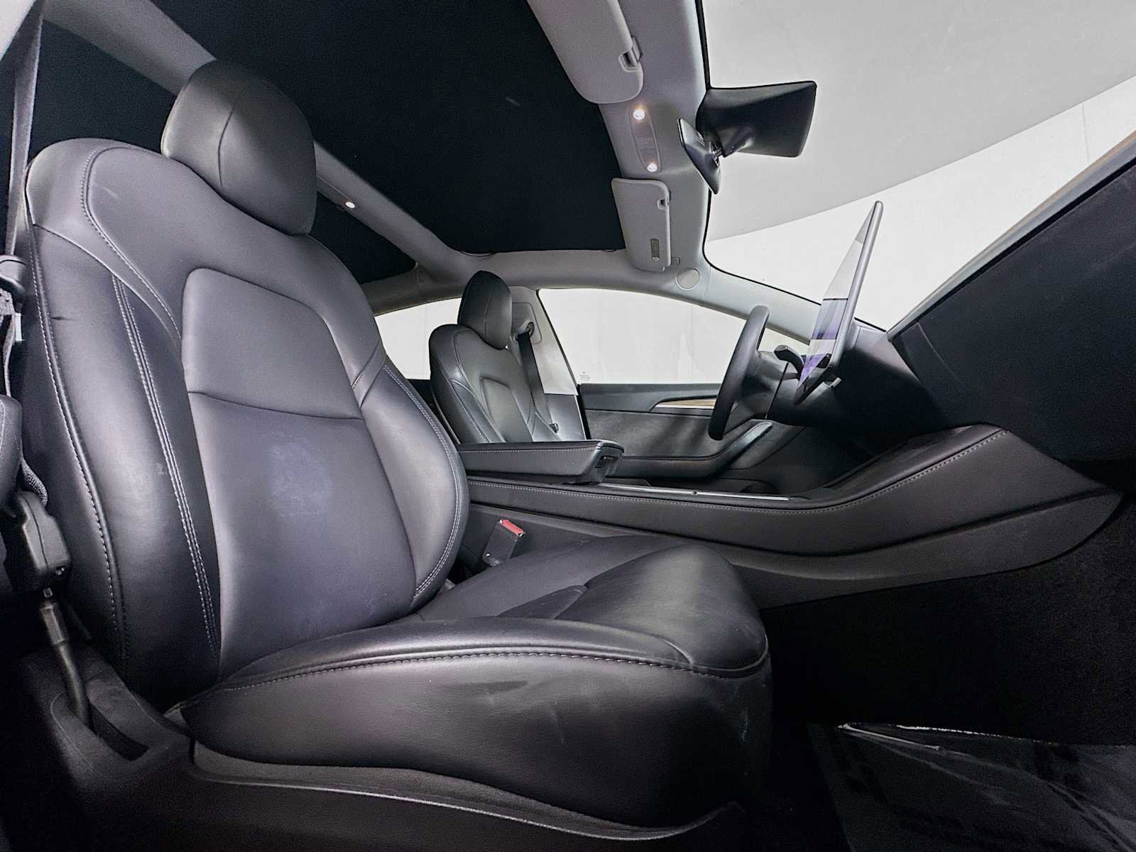 Used 2022 Tesla Model 3 image 25