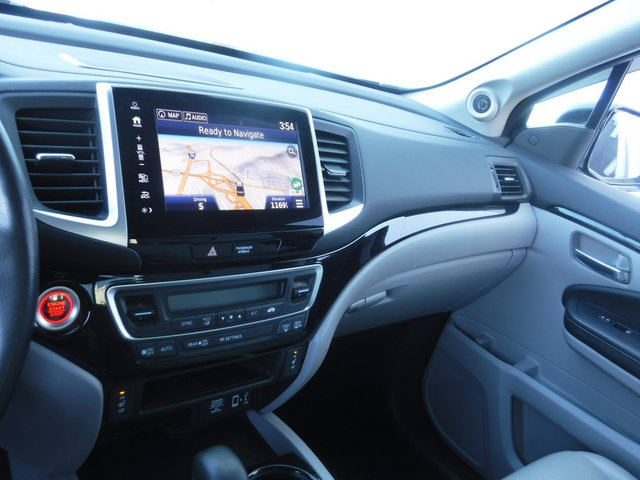Used 2017 Honda Ridgeline RTL-E image 29