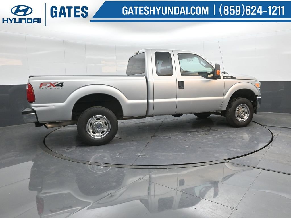 Used 2016 Ford F250 XL w/ Power Equipment Group image 3