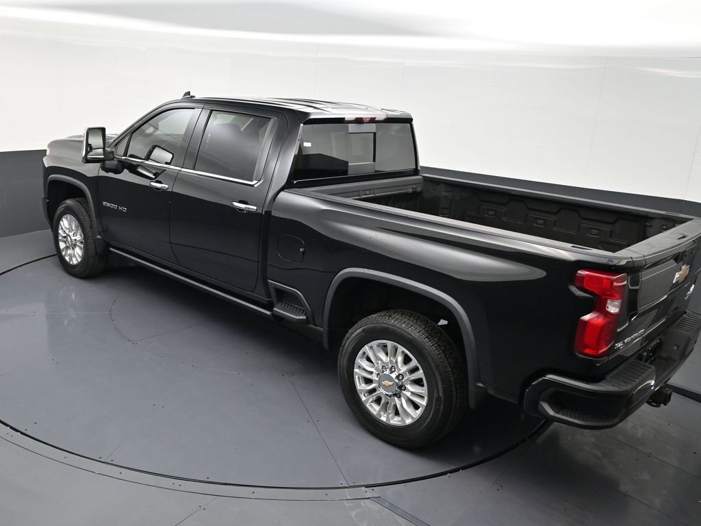 Used 2022 Chevrolet Silverado 2500 High Country w/ Z71 Off-Road Package image 14