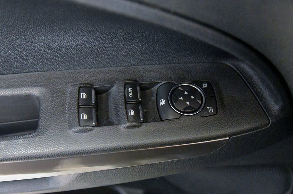 Used 2019 Ford EcoSport SE image 15