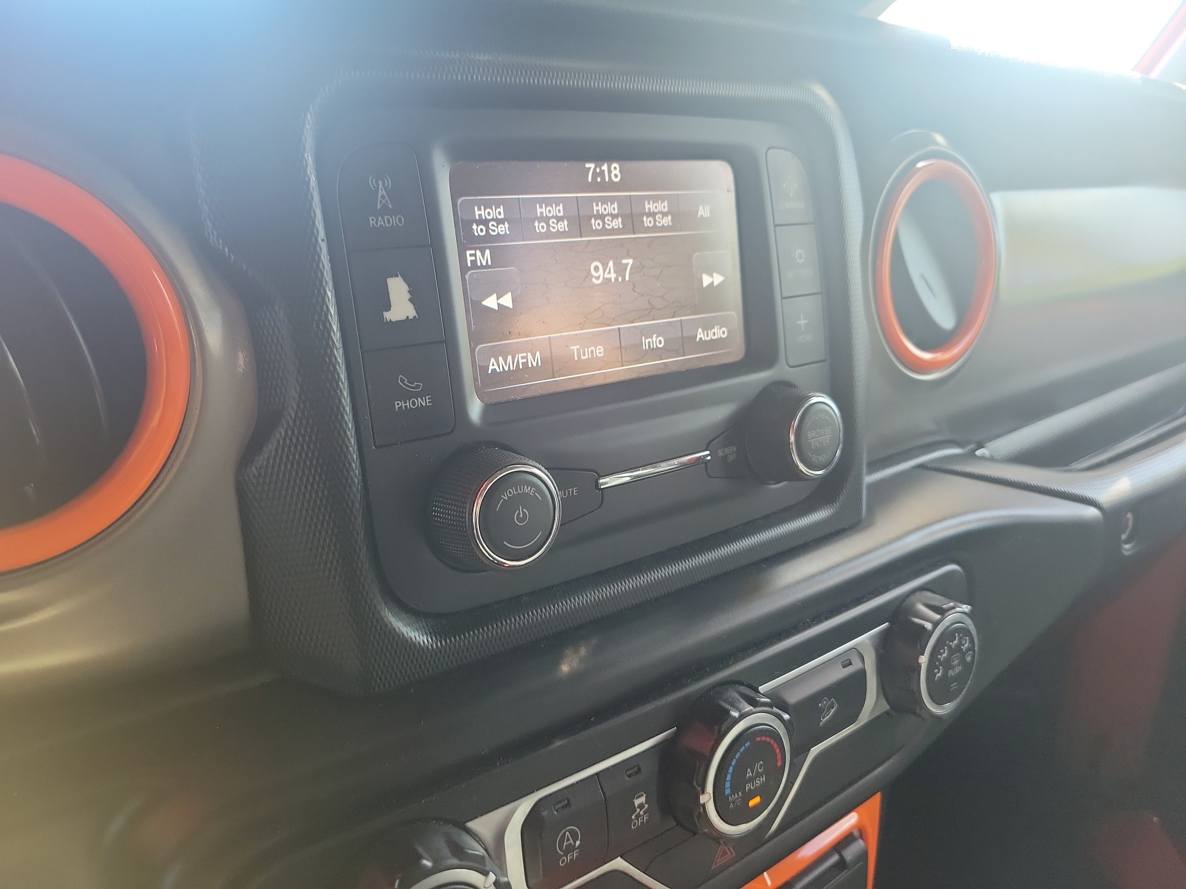 Used 2019 Jeep Wrangler Unlimited Sport S AWD/4WD image 21