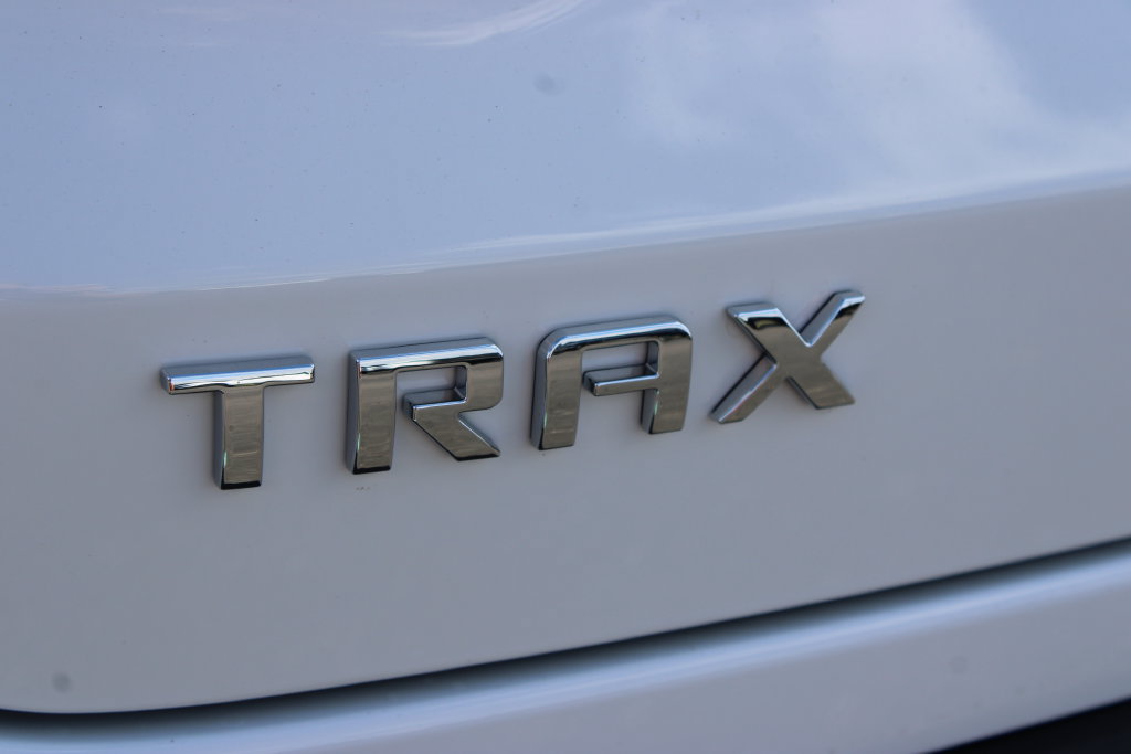 New 2026 Chevrolet Trax LS w/ LS Convenience Package FWD image 17