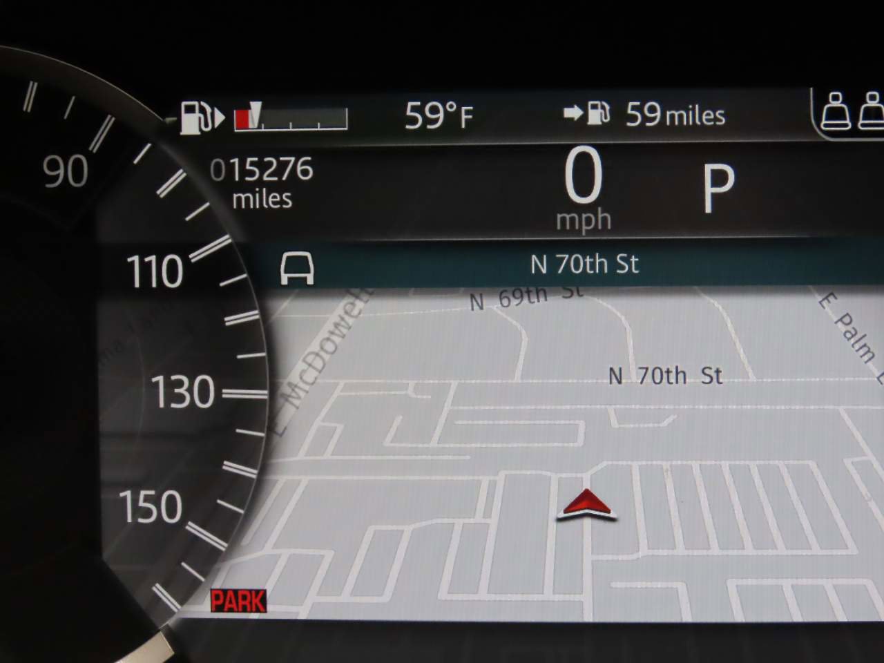 Used 2023 Land Rover Discovery Sport SE R-Dynamic image 10