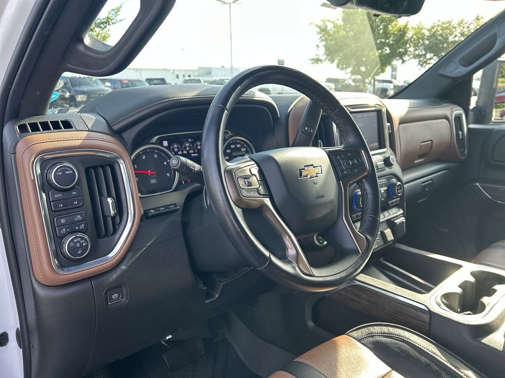Certified 2023 Chevrolet Silverado 2500 High Country w/ Technology Package image 15