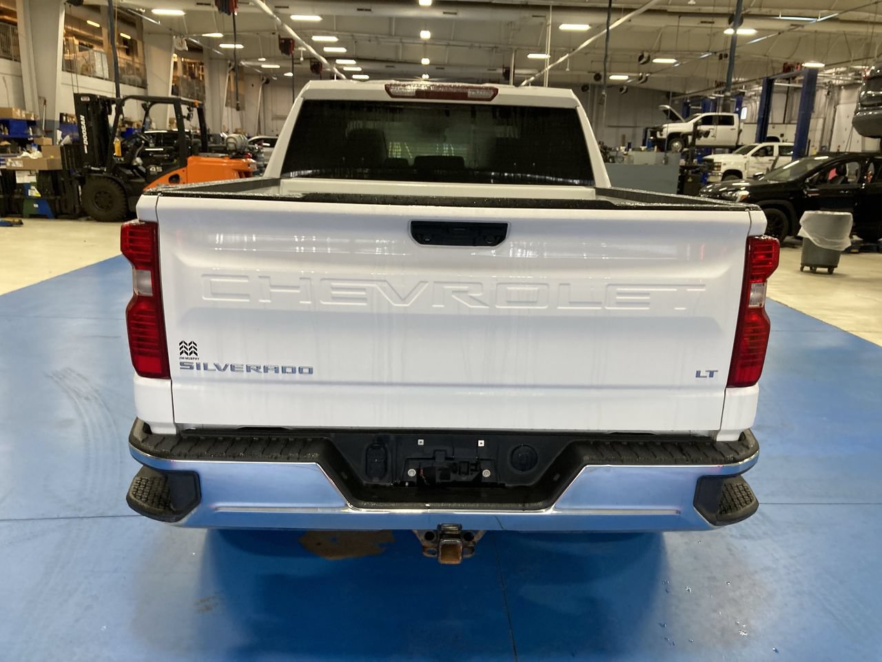 Used 2023 Chevrolet Silverado 1500 LT AWD/4WD image 6