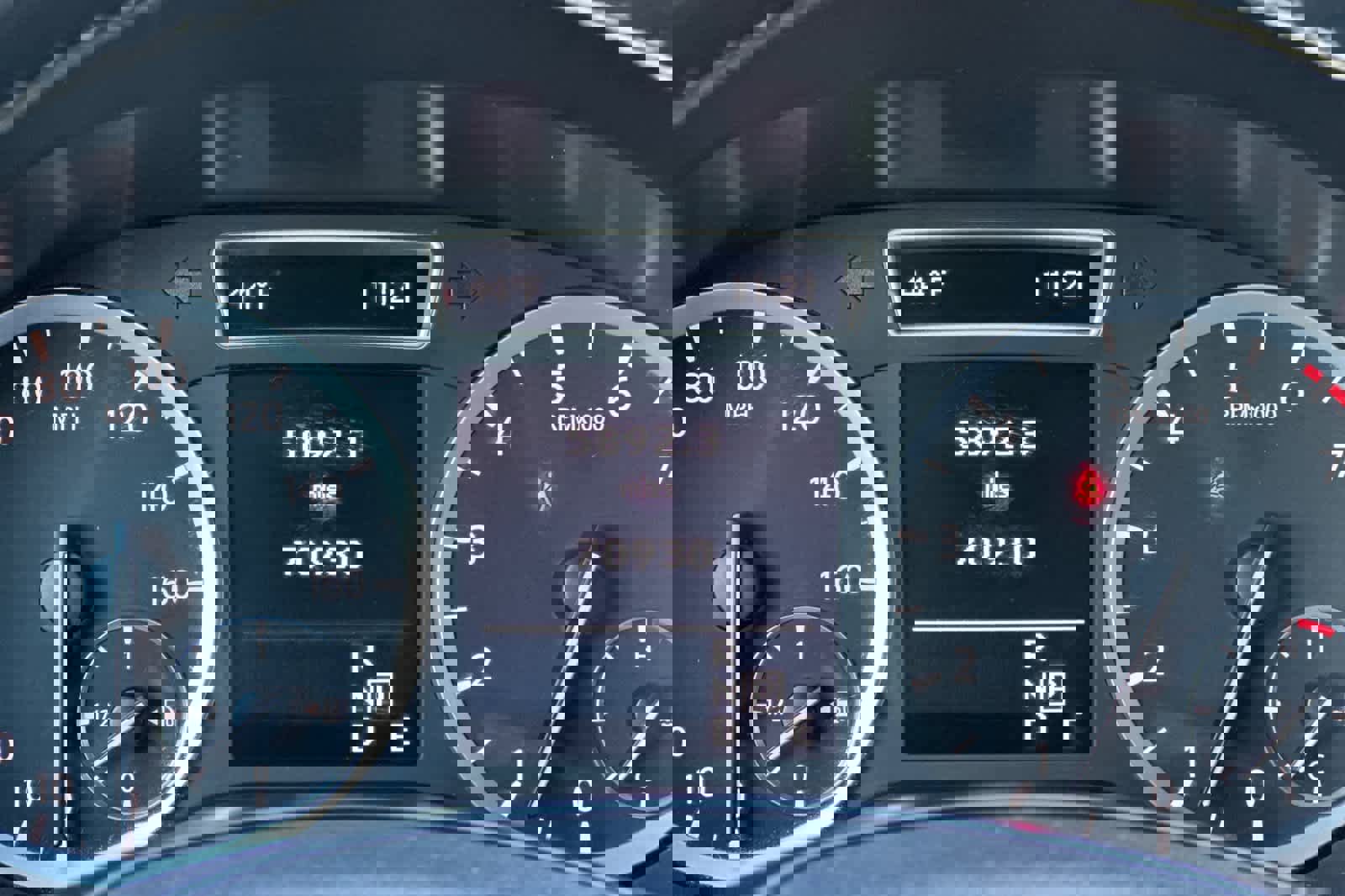 Used 2018 INFINITI QX30 Luxury image 29