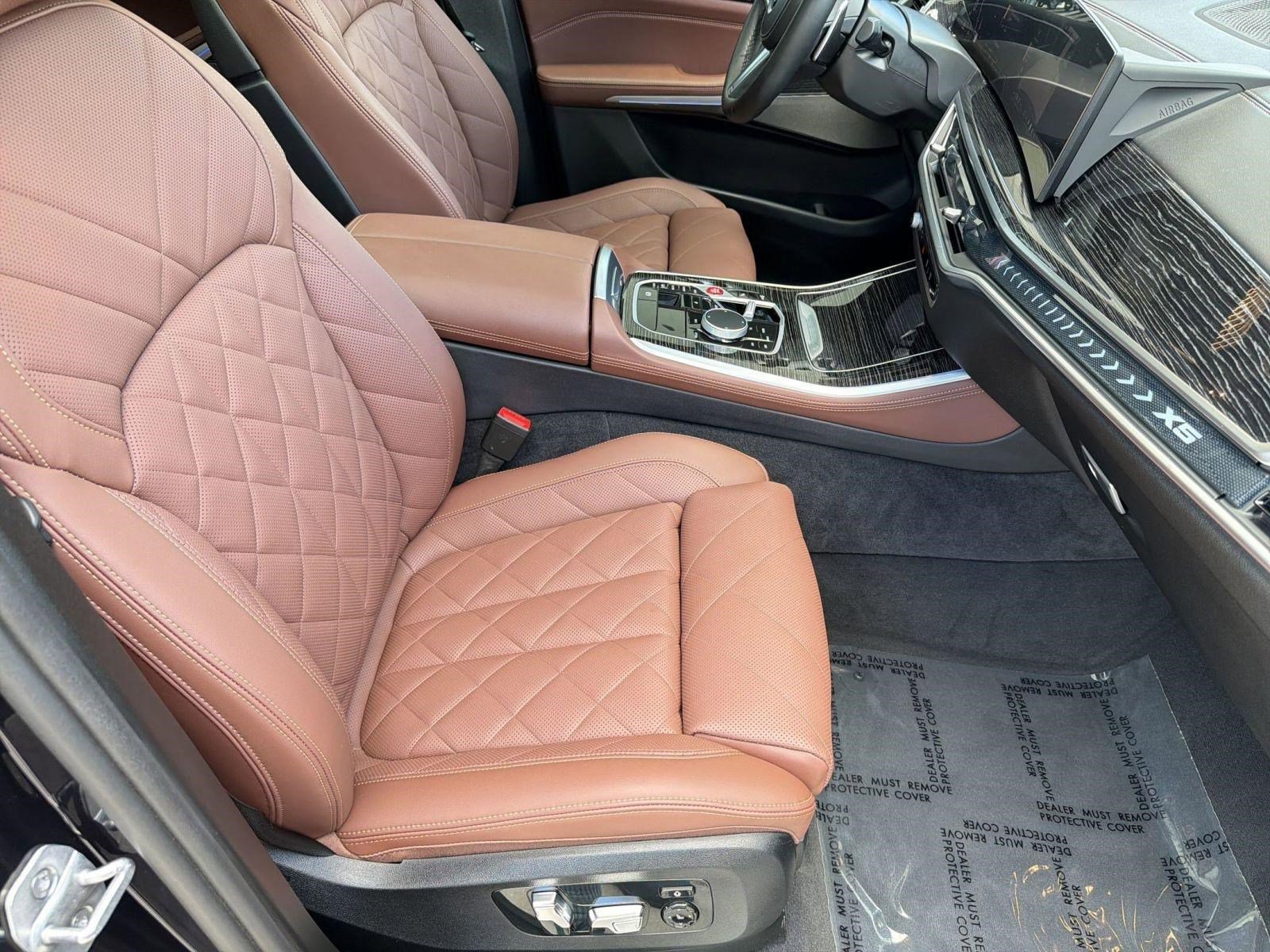 Certified 2024 BMW X5 xDrive40i w/ M Sport Package image 32