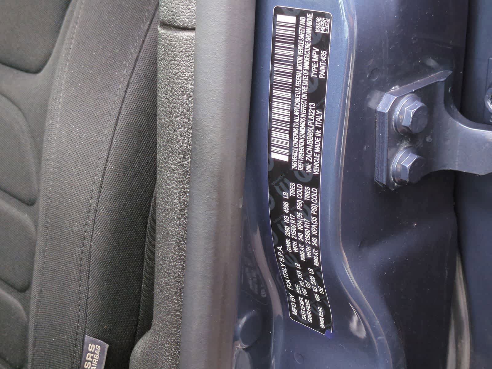 Used 2020 Jeep Renegade Latitude w/ Cold Weather Group AWD/4WD image 35