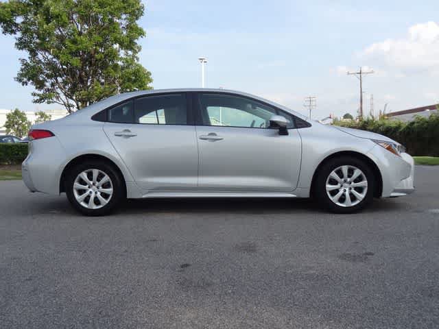 Certified 2024 Toyota Corolla LE FWD image 4