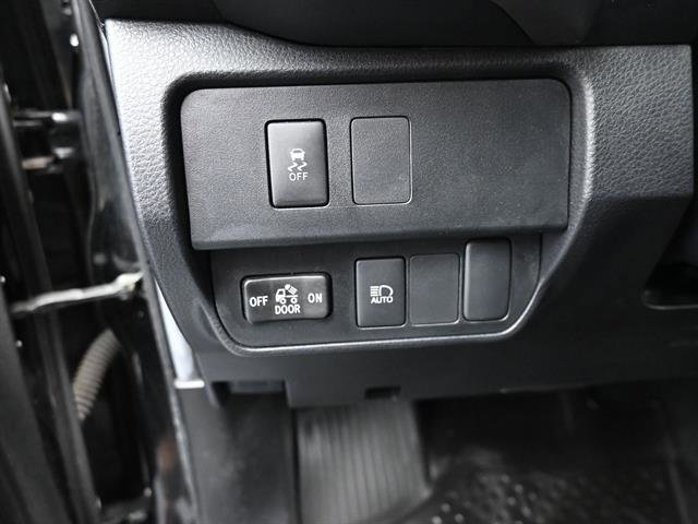 Certified 2023 Toyota Tacoma SR5 w/ Technology Package image 8