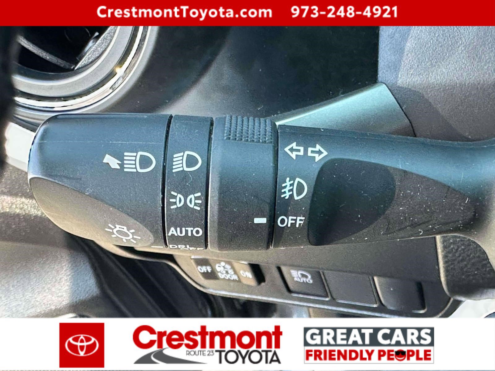 Certified 2023 Toyota Tacoma SR5 AWD/4WD image 21