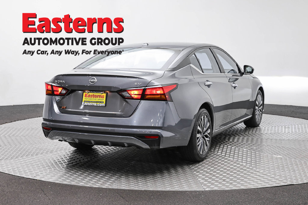 Used 2024 Nissan Altima 2.5 SV FWD image 7