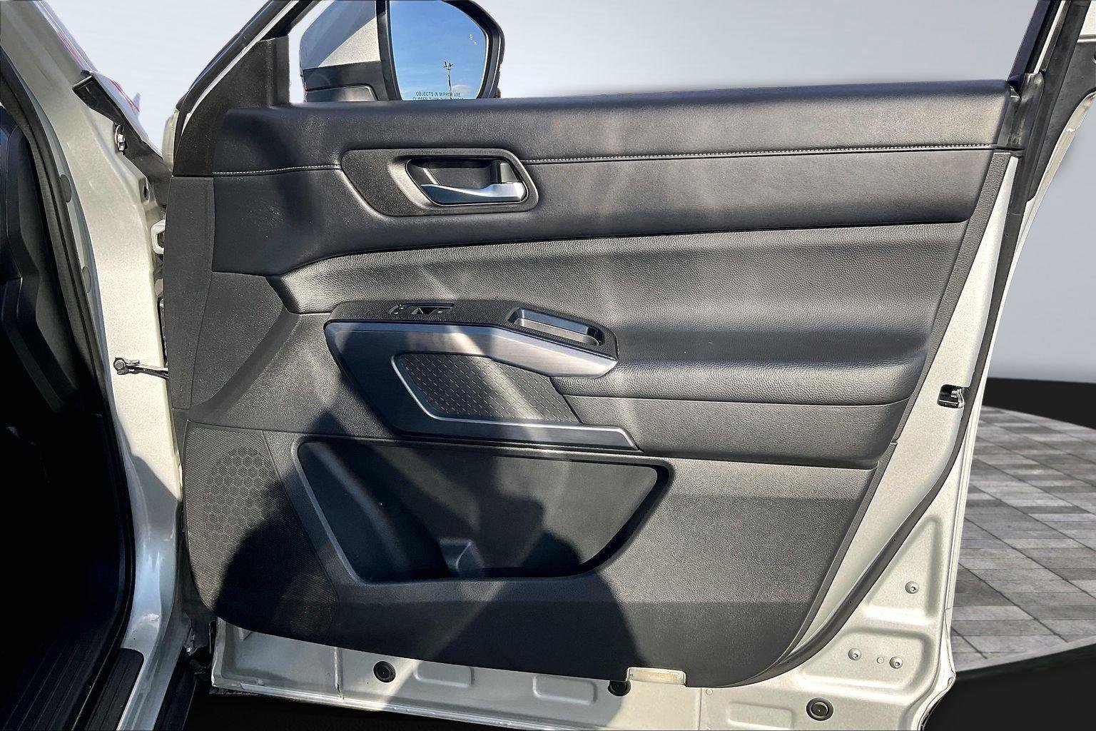 Certified 2022 Nissan Pathfinder SL image 23