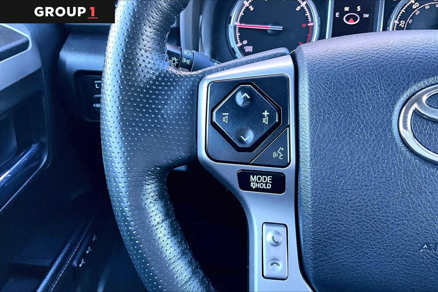 Used 2023 Toyota 4Runner Limited image 24