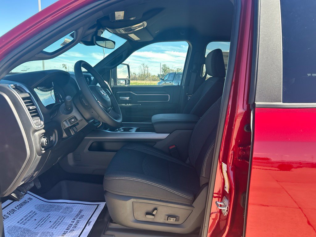 New 2027 RAM 3500 Big Horn AWD/4WD image 10