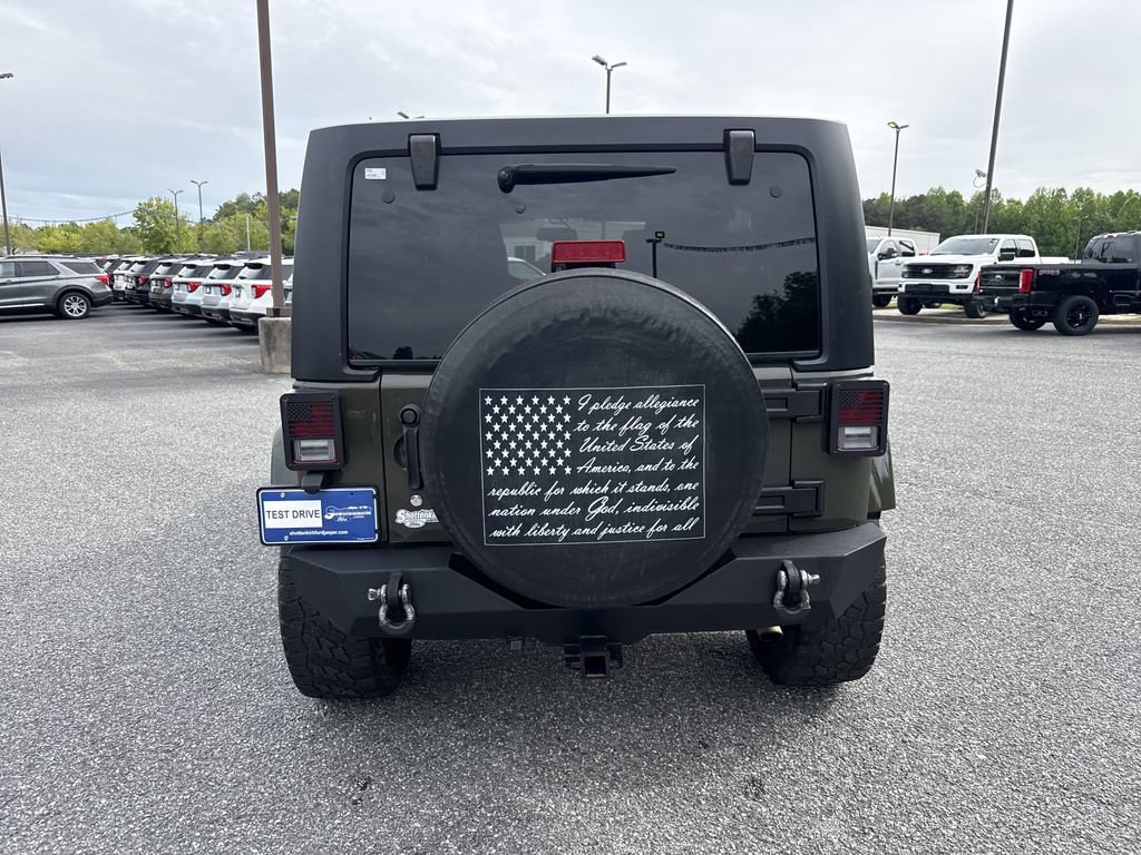 Used 2016 Jeep Wrangler Unlimited Sahara w/ Dual Top Group AWD/4WD image 6